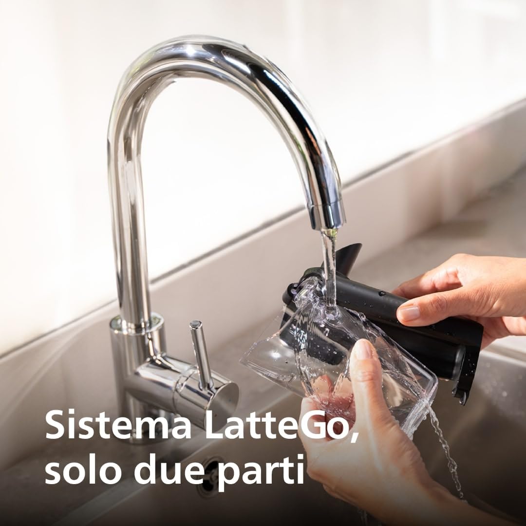 2026 Serie 5500 Macchina per Espresso Completamente Automatica - 20 caffè Caldi e con Ghiaccio, Sistema LatteGo Veloce da Pulire, 40% Più Silenziosa con SilentBrew, QuickStart, Grigio (EP5544/50)