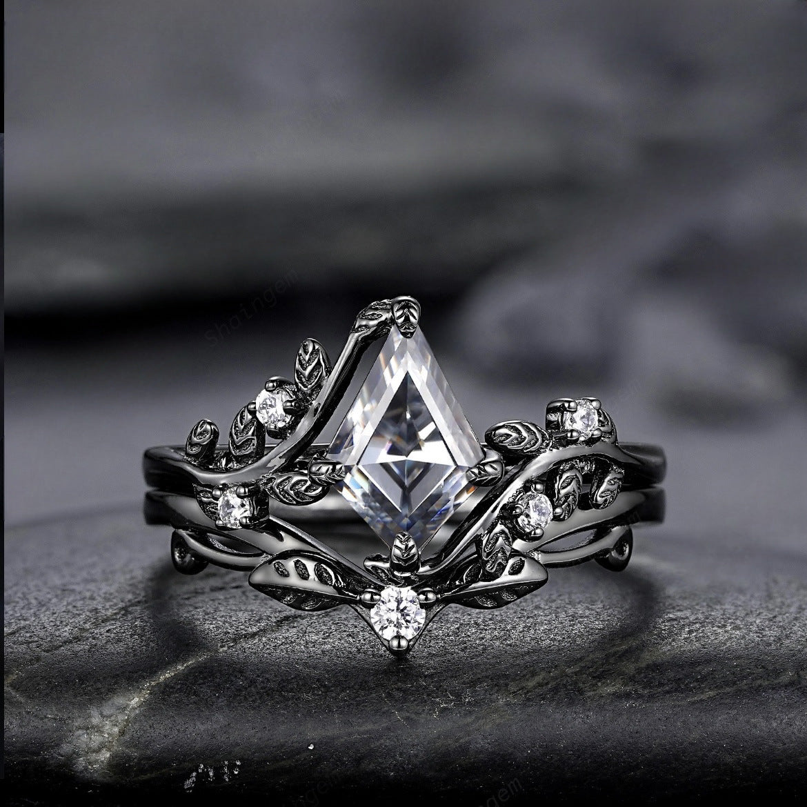 Gun Black Polygon Zircon Couple Rings Ladies