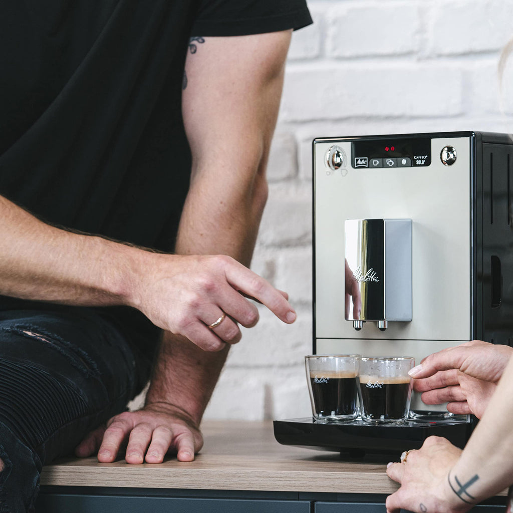 2026 Melitta Solo Sandy Grey, Machine à Café à Grains avec Broyeur et Système d'Extraction des Arômes, Affichage LED, Mode 1 à 2 Tasses, Expresso, Automati
