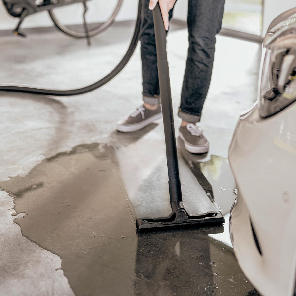 2026 Kärcher aspiratore solidi liquidi WD 6 P S V-30/6/22/T con presa elettroutensile, 1300 W, contenitore in plastica: 30 l, tubo di aspirazione: 2,2 m, funzione soffiante, filtro in vello